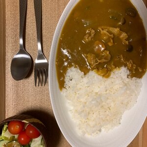 野菜たっぷり煮込むだけカレーライス